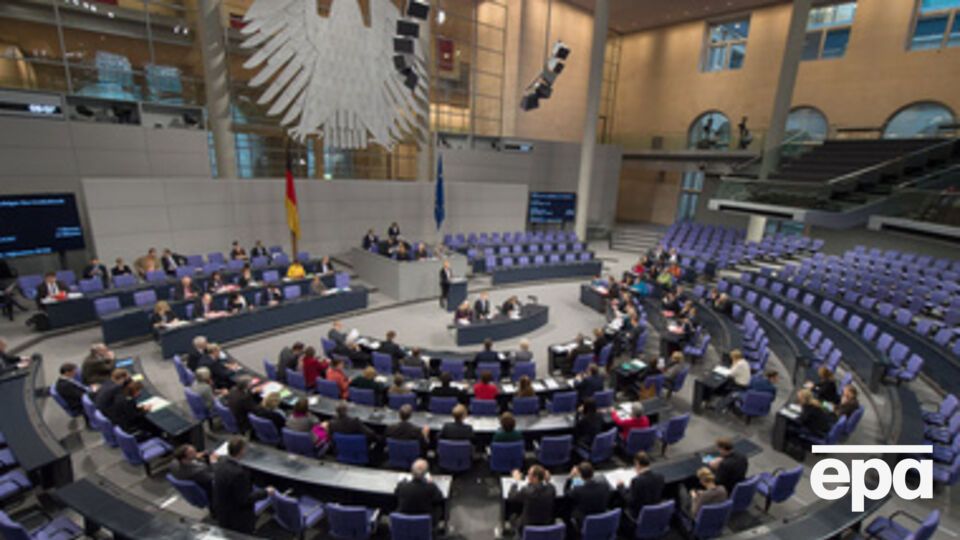 В Бундестаге говорят о новых санкциях в отношении России