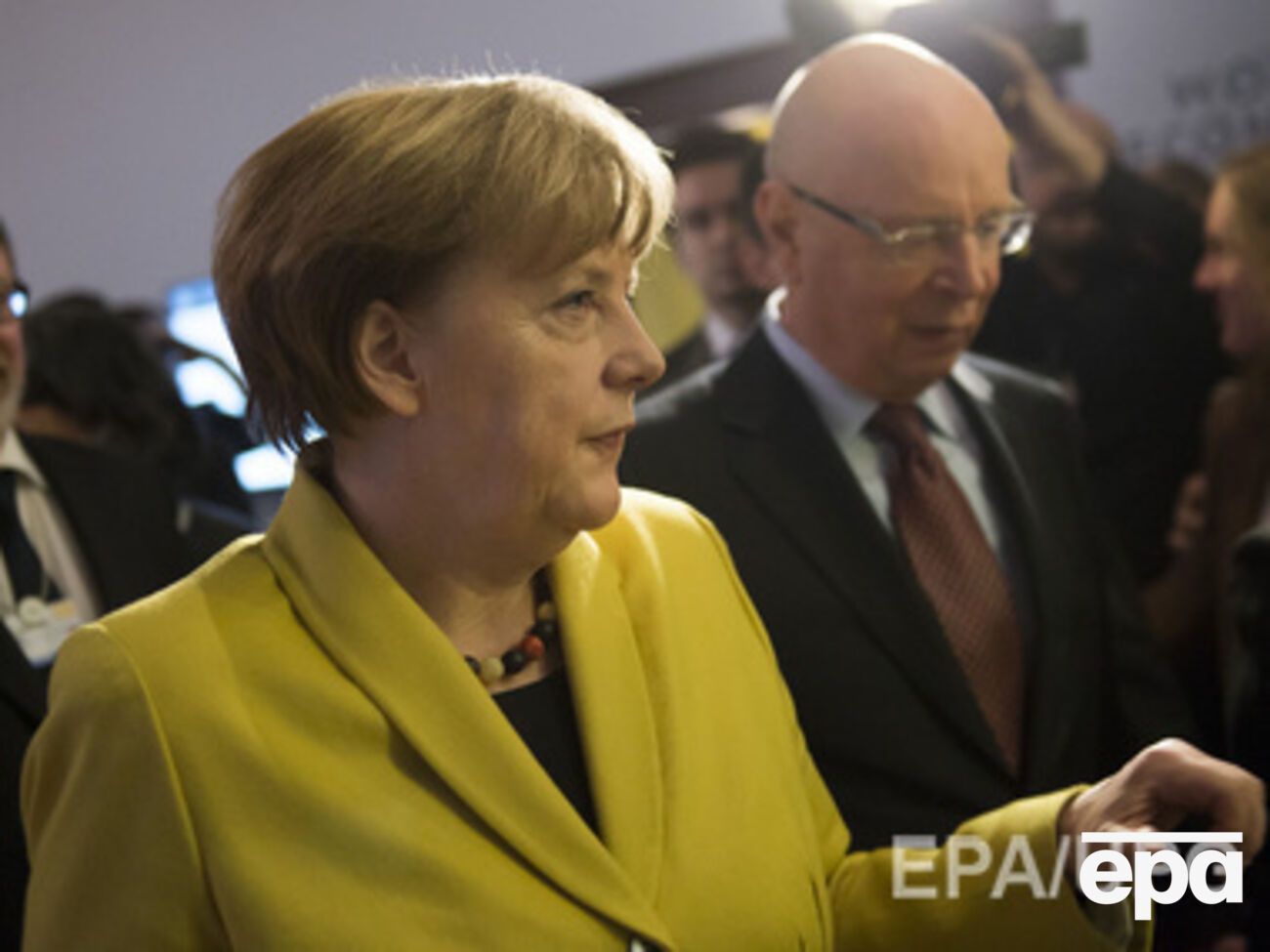 Меркель провела разговор с Путиным