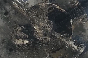 Бои в районе аэропорта продолжаются