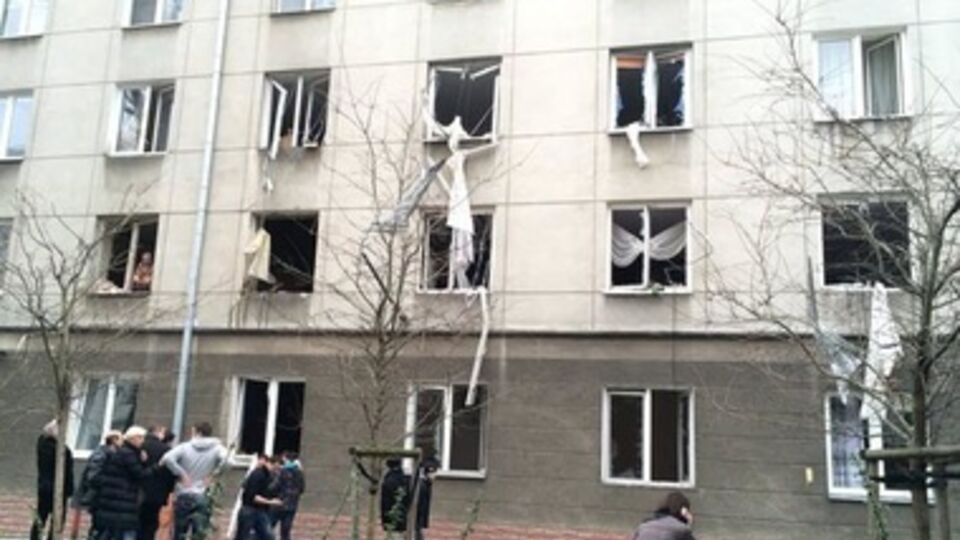 Предположительно, под обломками находится еще один пострадавший