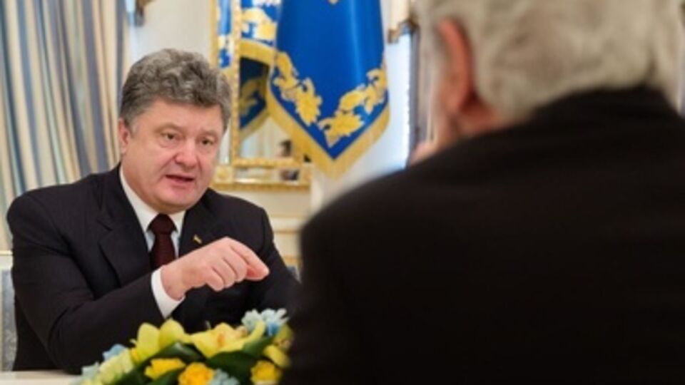 Петр Порошенко провел встречу с еврокомиссаром Христосом Стилианидесом