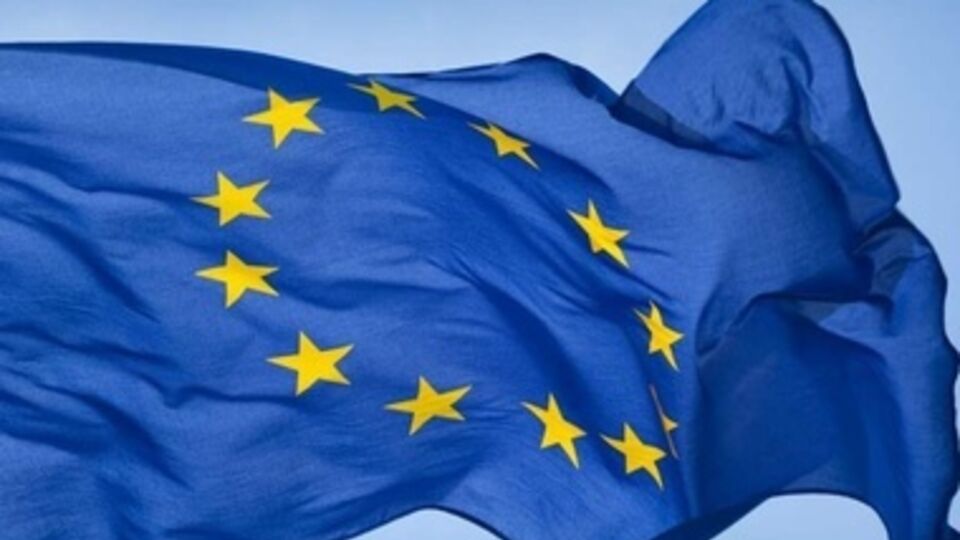 Европейская комиссия также разработала план, позволяющий государствам-членам заключать двусторонние сделки на продукты питания с Россией