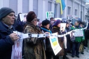 В украинских городах жители вышли в поддержку Надежды Савченко