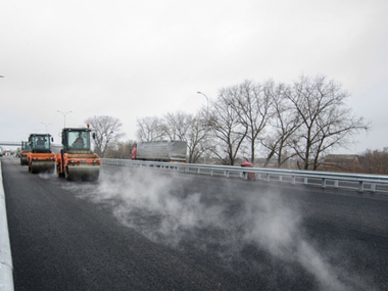 Переговоры относительно проекта продолжались около шести месяцев