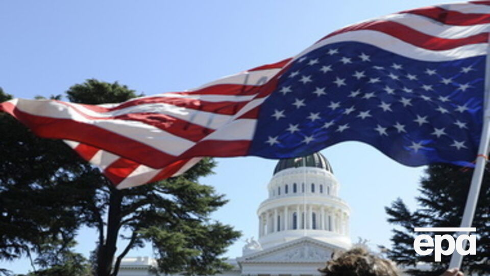 Генерал Кин: США должны оказать Украине военную помощь