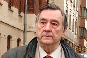 В ноябре Савеловский суд Москвы частично удовлетворил иск Макаревича о защите чести и достоинства к газете "Известия" и журналисту Проханову