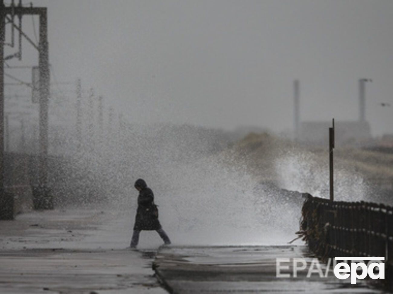 В морях ожидается шторм