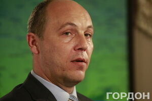 Парубий сообщил о ситуации в донецком аэропорту