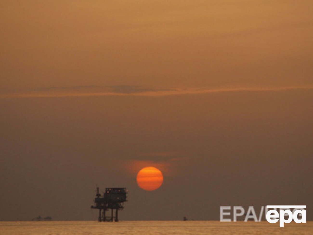 Цена нефти опять упала