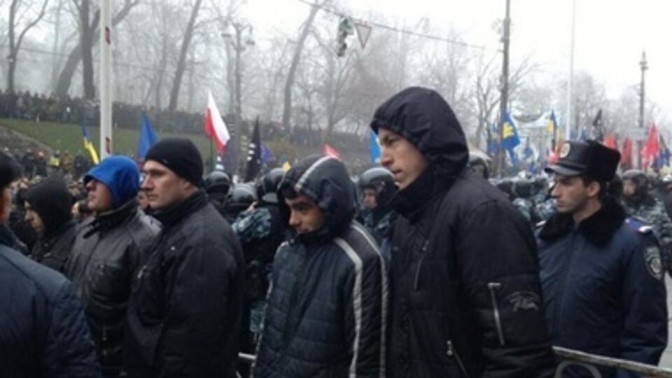 Неизвестные люди участвовали в провокациях против мирных митингующих