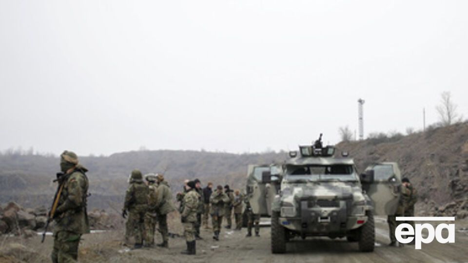 В районе Докучаевска и Старобешево вела массированный огонь маневренная артиллерийская группа террористов