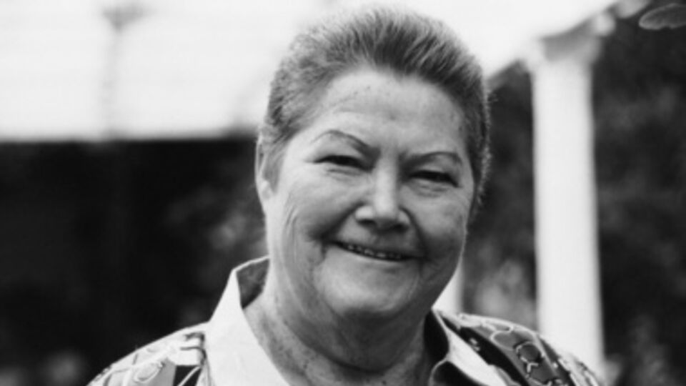 Маккалоу скончалась в возрасте 77 лет