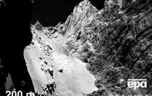 Rosetta исследовала пыль на поверхности кометы