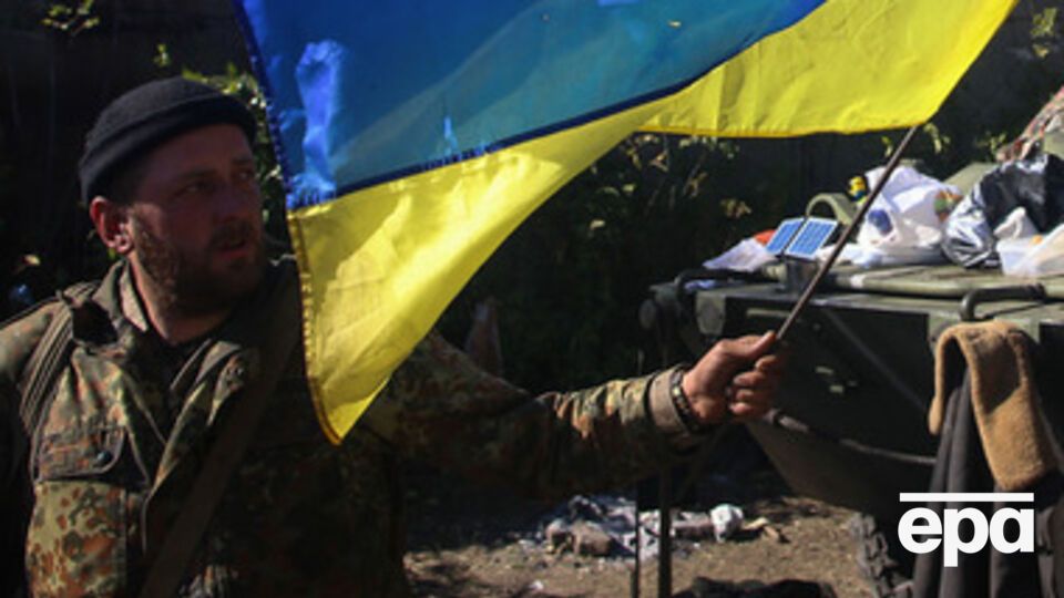 Украинские силовики держат оборону