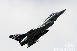 Истребители "проводили" российские самолеты за пределы региона