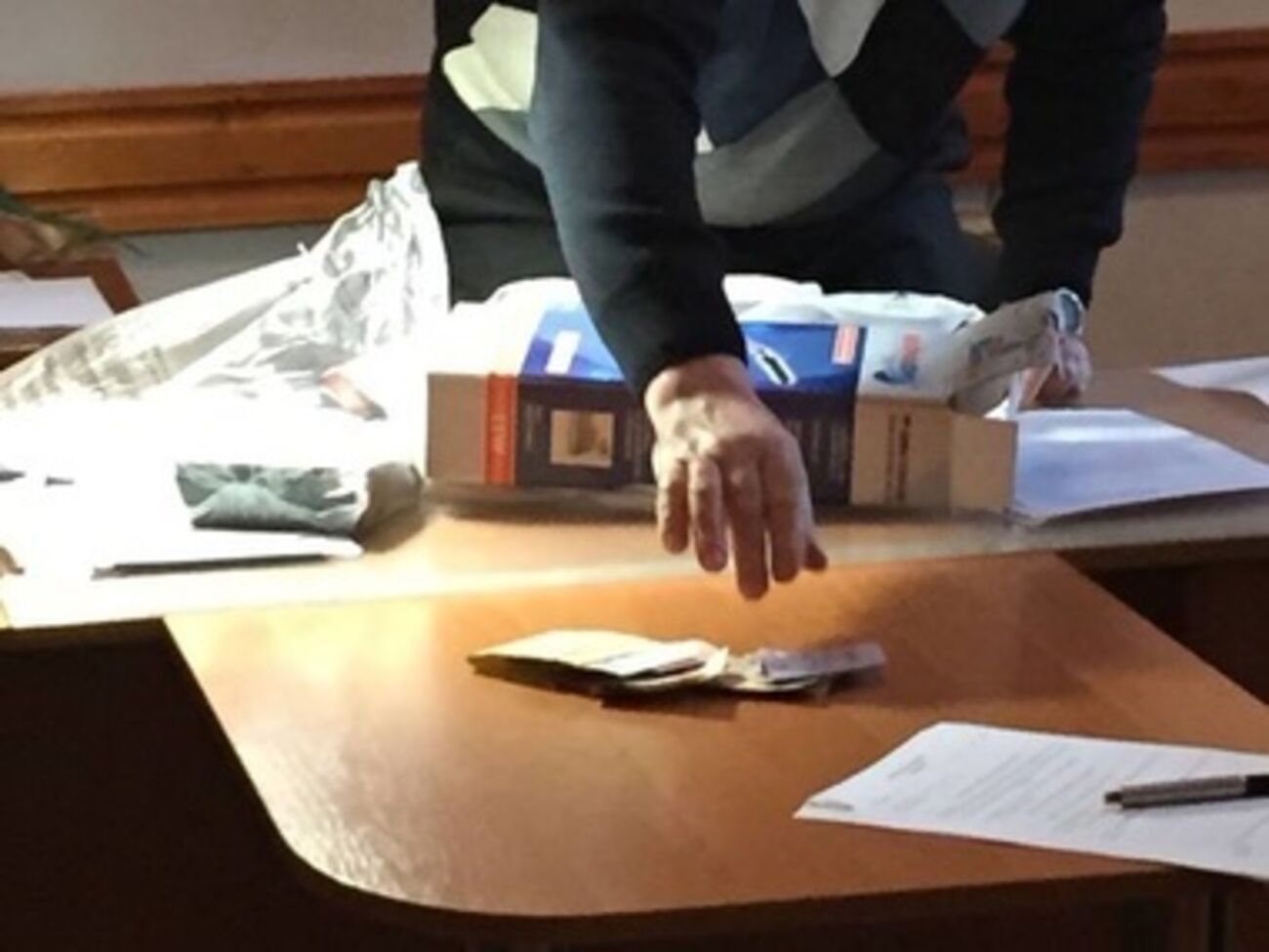 Военкома поймали на горячем