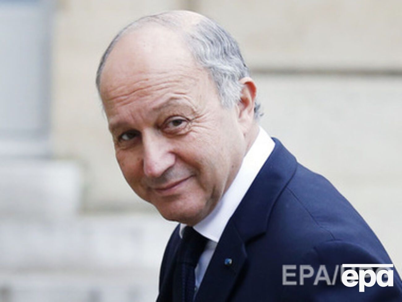 Фабиус провел телефонные переговоры с главами МИД Украины, Германии и России