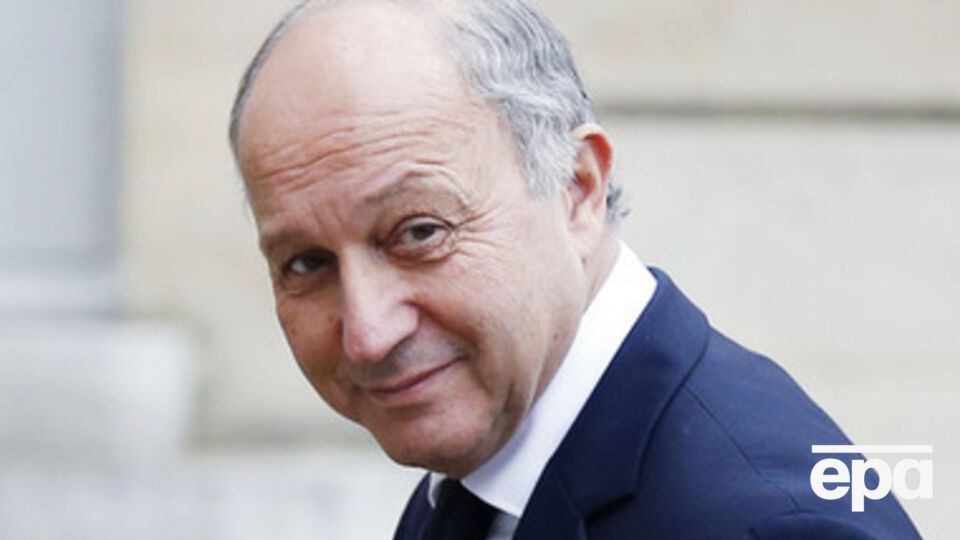 Фабиус провел телефонные переговоры с главами МИД Украины, Германии и России