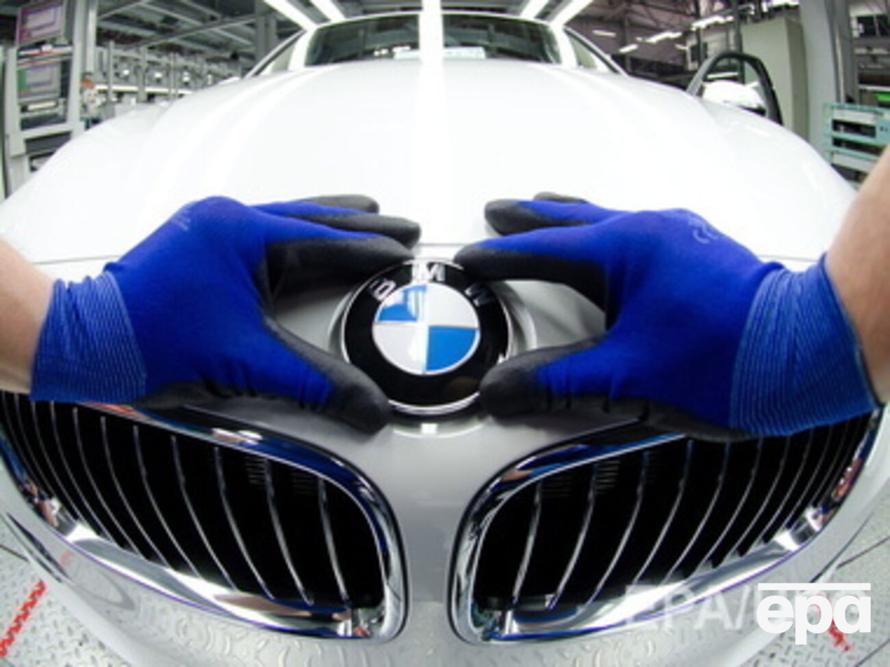 В Минфине разъяснили, какие легковые автомобили будут облагаться налогом