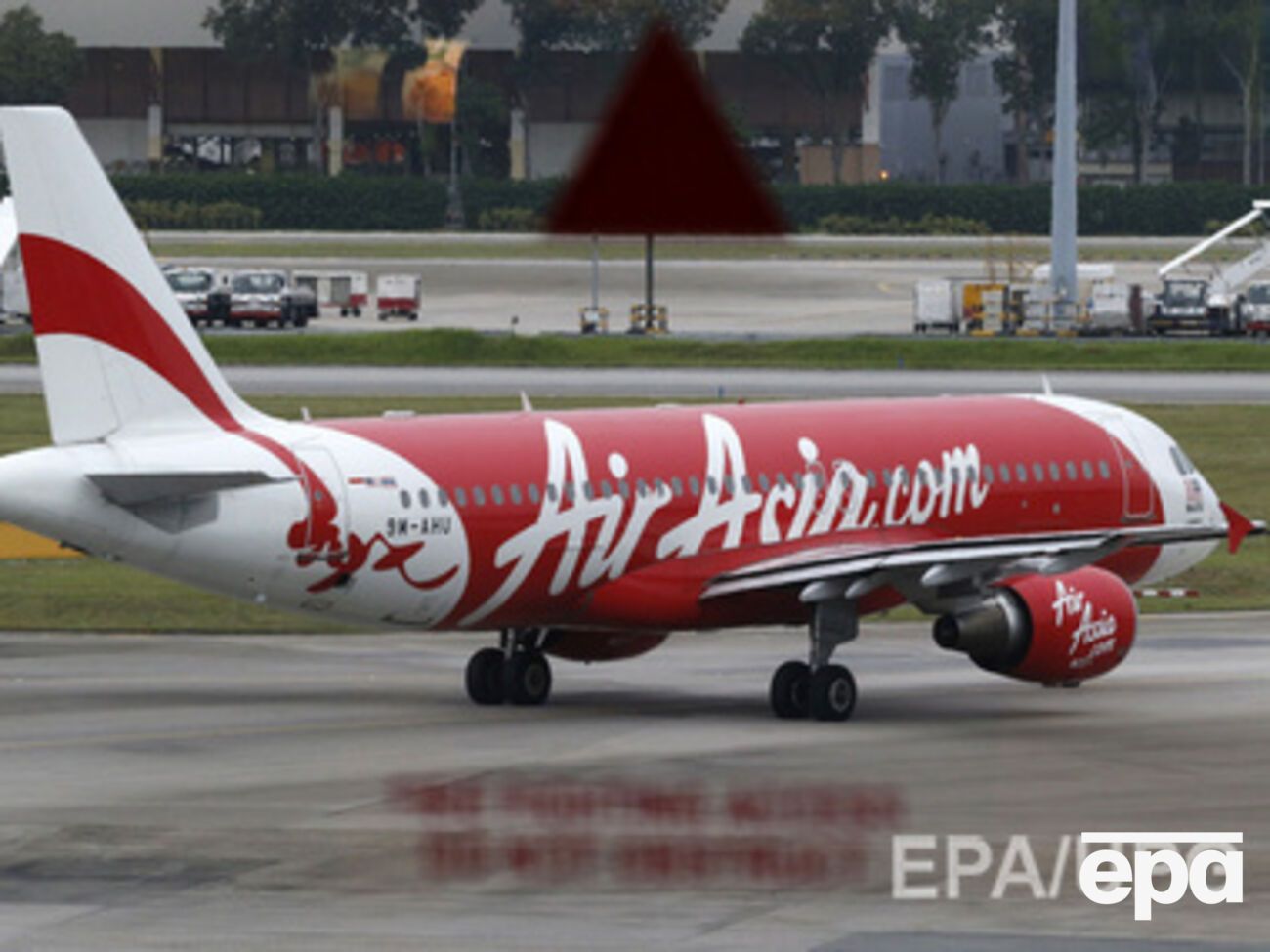 Власти&nbsp;Индонезии&nbsp;не исключают, что AirAsia может лишиться лицензии