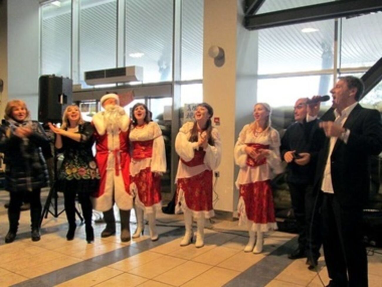 Военным устроили концерт