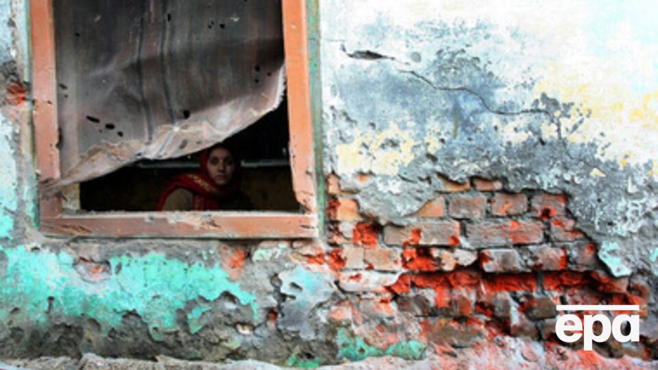 В субботу, 3 января, в результате боев погибли девочка-подросток с пакистанской стороны и женщина – с индийской