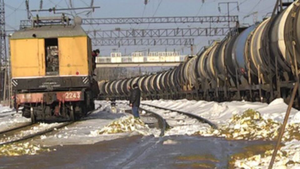 Место разлива газойля на Одесской железной дороге