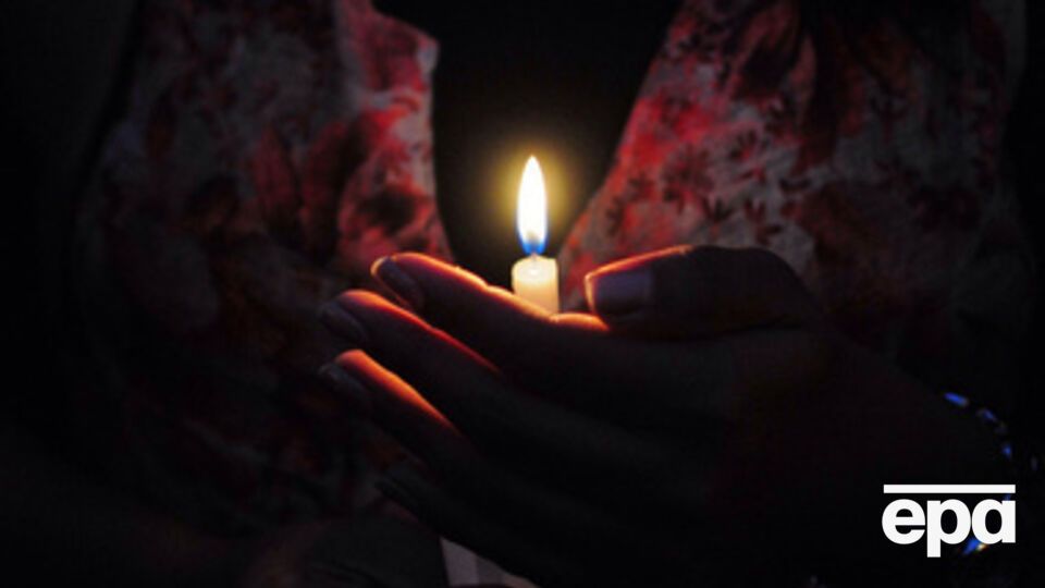 После устранения неполадок подача электричества была возобновлена