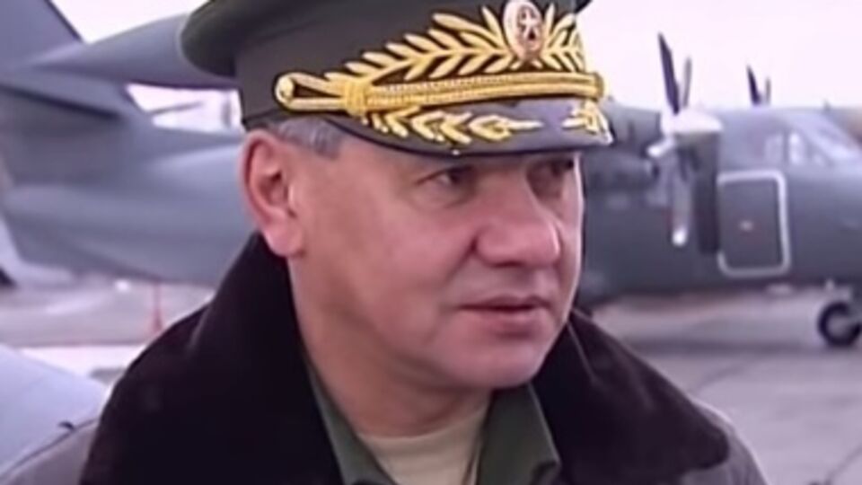 Сергей Шойгу заявил, что Россия усилит группировки войск на стратегических направлениях