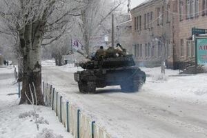 В Углегорске продолжаются бои