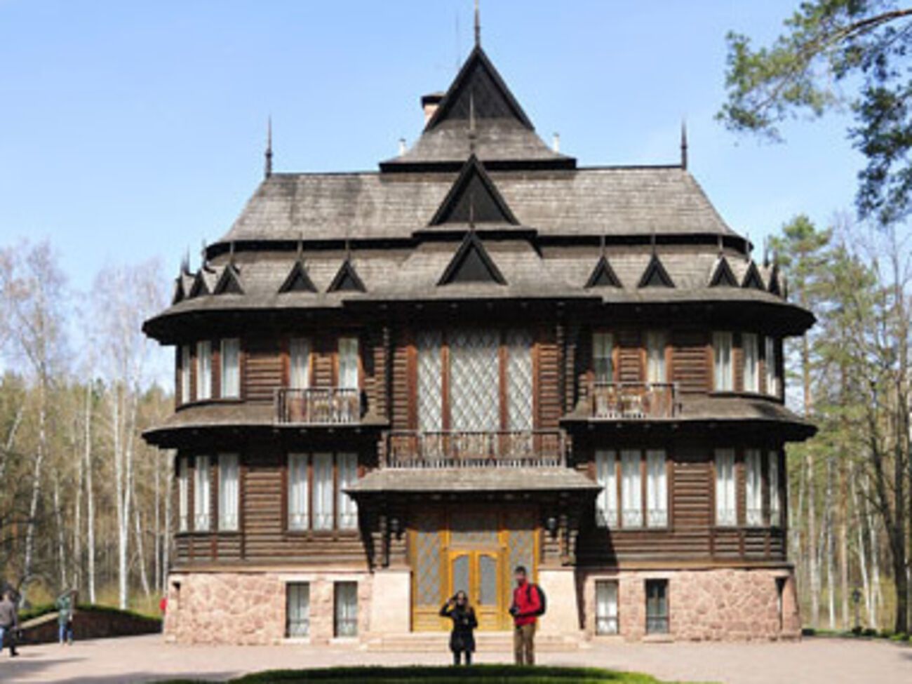 "Общество охотников и рыболовов "Кедр" было создано в ноябре 2008 года