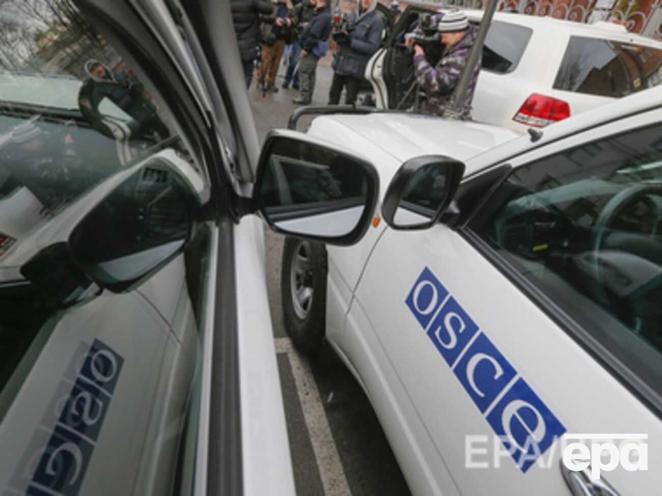 На двух блокпостах наблюдателям ОБСЕ отказали в проезде
