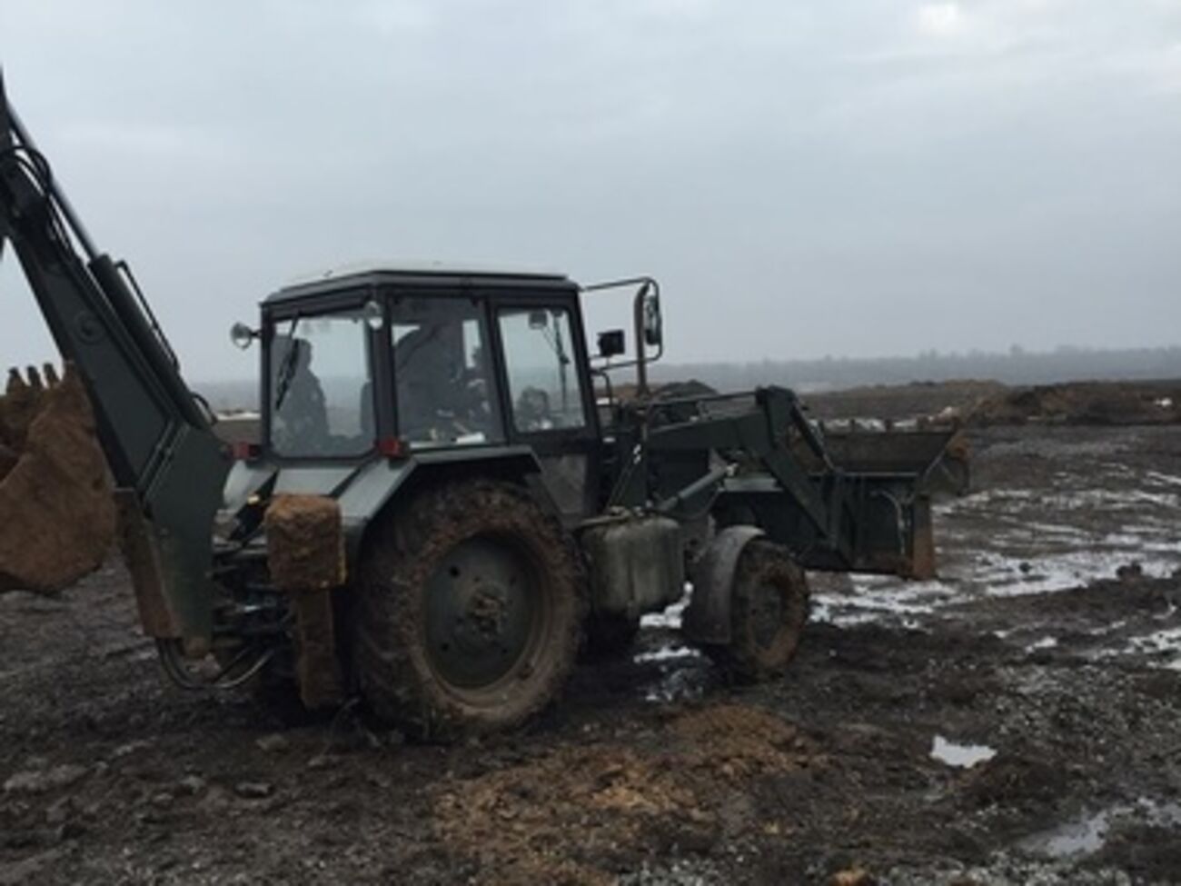 Шкиряк: Несмотря на обстрелы террористов, соответствующие работы продолжаются постоянно