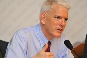 Пайфер: Конгресс должен не только разрешить помощь, как это было в "Акте о поддержке свободы в Украине" в прошлом году, но и создать соответствующий бюджет