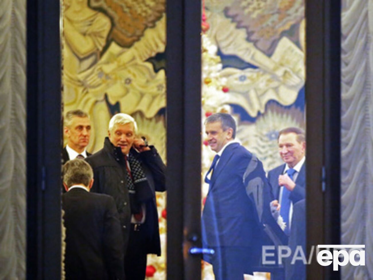 Встреча контактной группы начнется в течение часа