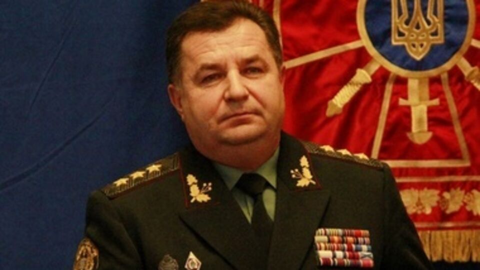 Полторак заверил, что военные получат необходимую экипировку