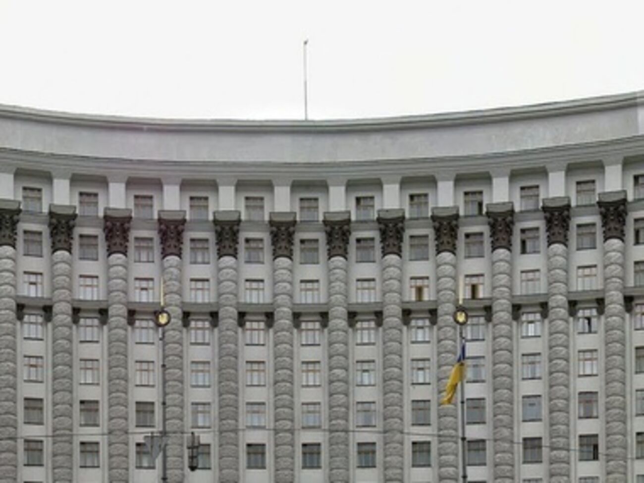 Кабмин: Луганский облсовет уже более полугода фактически не решает вопросы местного значения