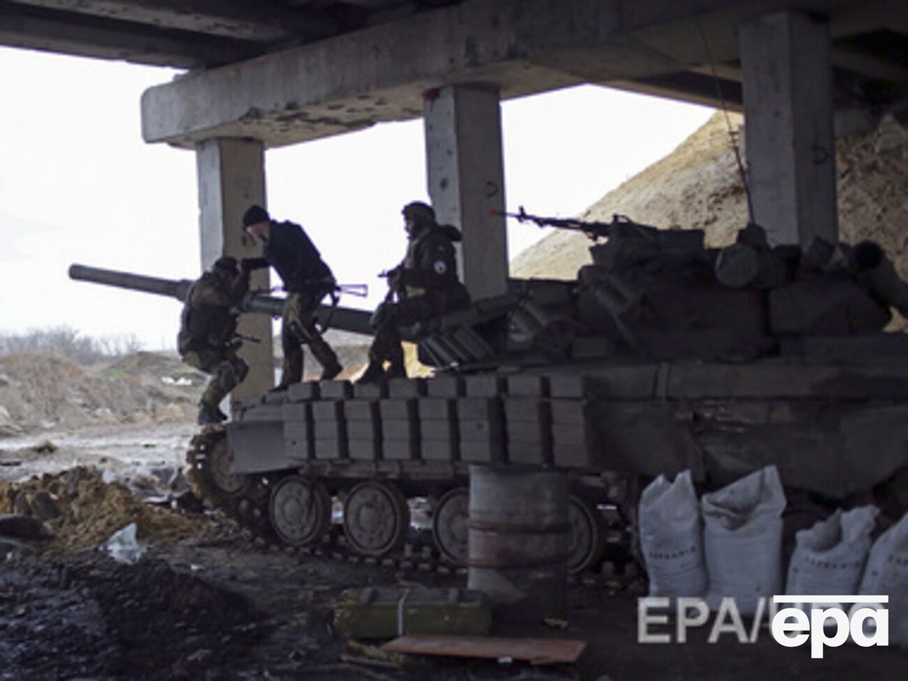 Бои за Углегорск продолжаются