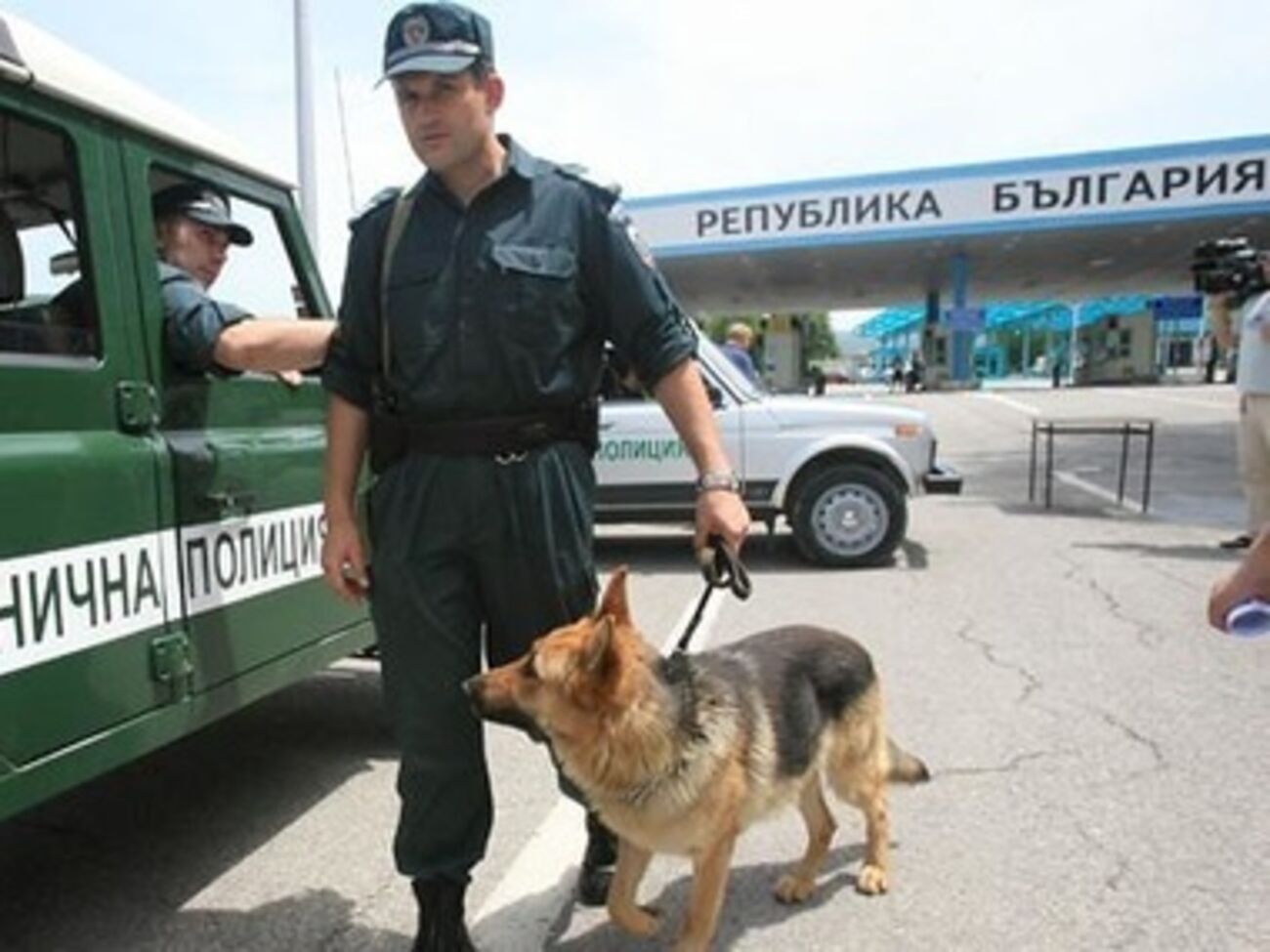 Болгария намерена&nbsp;вступить в Шенген и должна справиться с наплывом нелегальных мигрантов