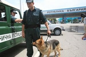 Болгария намерена вступить в Шенген и должна справиться с наплывом нелегальных мигрантов