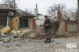 По неподтвержденной информации, от обстрелов пострадали 14 человек