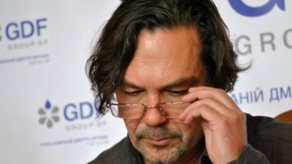 "Правый сектор" обвинил Юрия Андруховича в осквернении украинских писателей-классиков