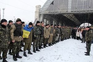 Во Львов из зоны АТО вернулись 500 военнослужащих отдельной механизированной бригады. Фоторепортаж