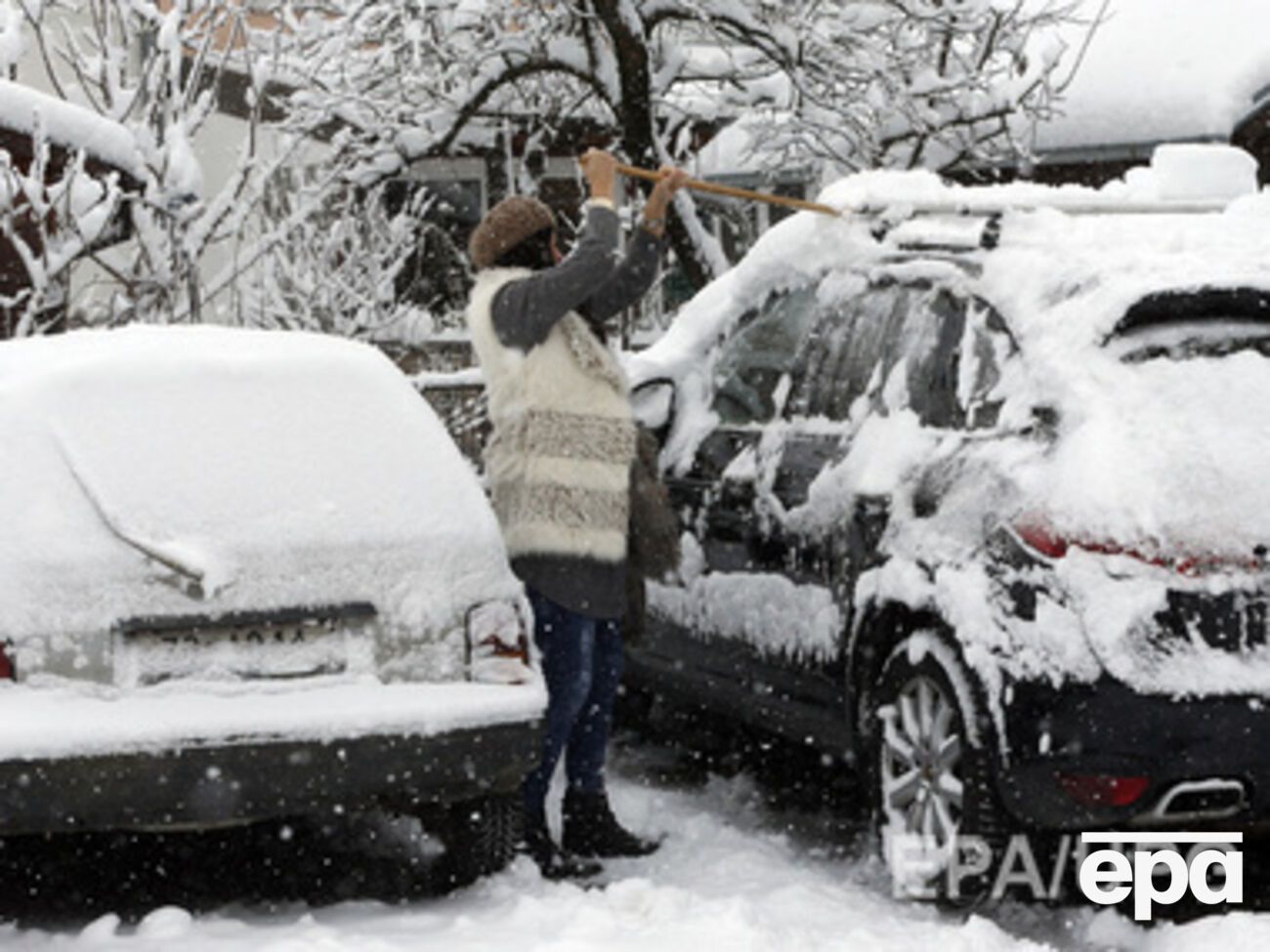 Рынок автомобилей в Украине значительно упал