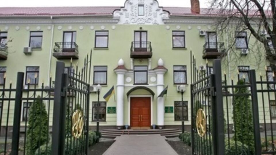 Остатки средств на едином казначейском счете (ЕКС) к началу 2015 года составили 3,01 млрд грн, что на 73% выше показателя на начало 2014 года