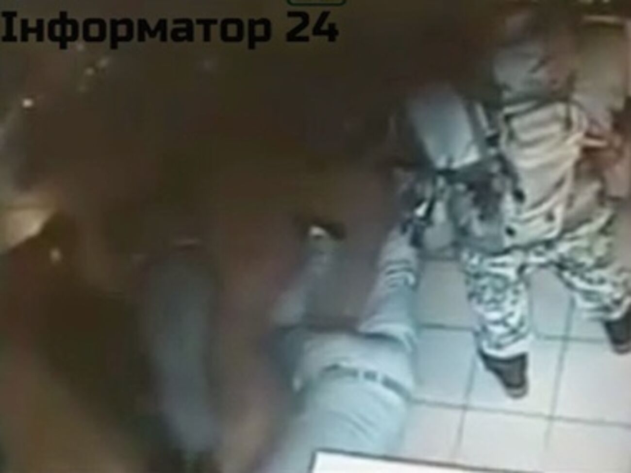 Кадр с камеры видеонаблюдения из кафе в Алчевске