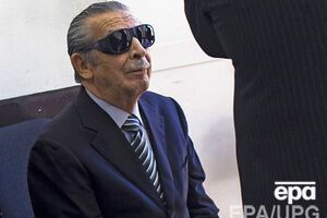 Генерал Монтт обвиняется по делу о массовом убийстве индейцев во время гражданской войны в 1980-х годах