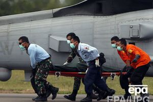 Спасатели подняли на поверхность останки еще трех пассажиров рейса Сурабая-Сингапур
