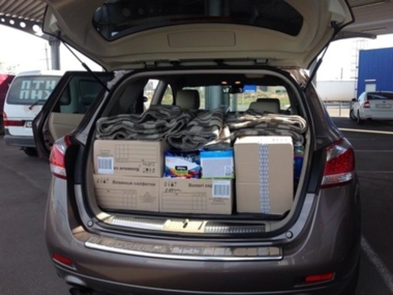 По словам координатора, это не первый случай, когда задерживают волонтеров их группы