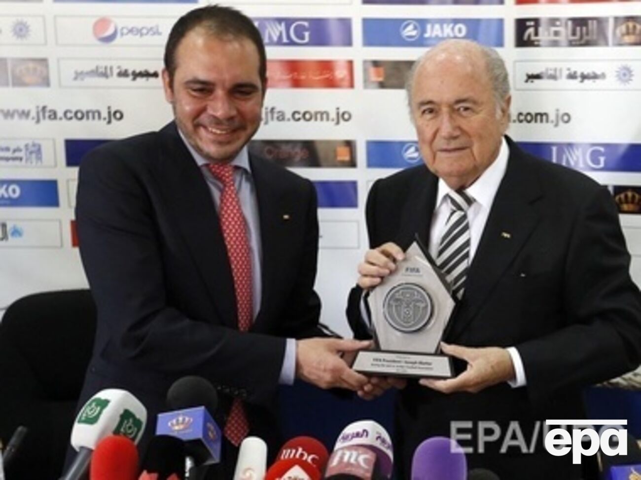 Принц Али и Блаттер